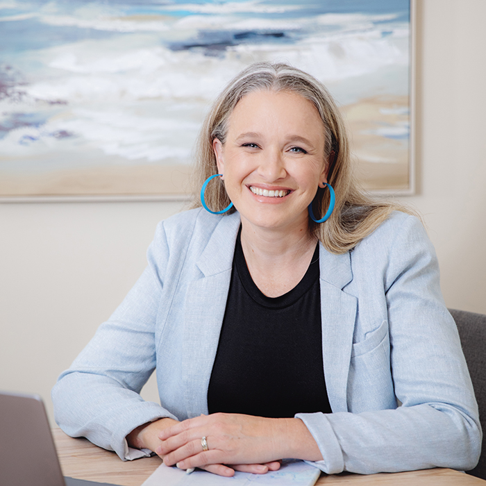 Dr Katie Kjelsaas, Online Therapy, therapists, Connections Count, Corporate Coaching and Training